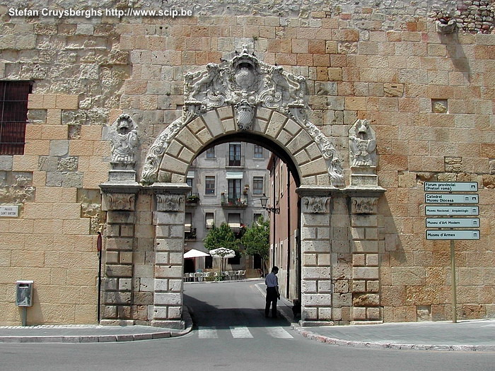 Tarragona - Stadspoort Middeleeuwse stadspoort naar het historische centrum. Stefan Cruysberghs